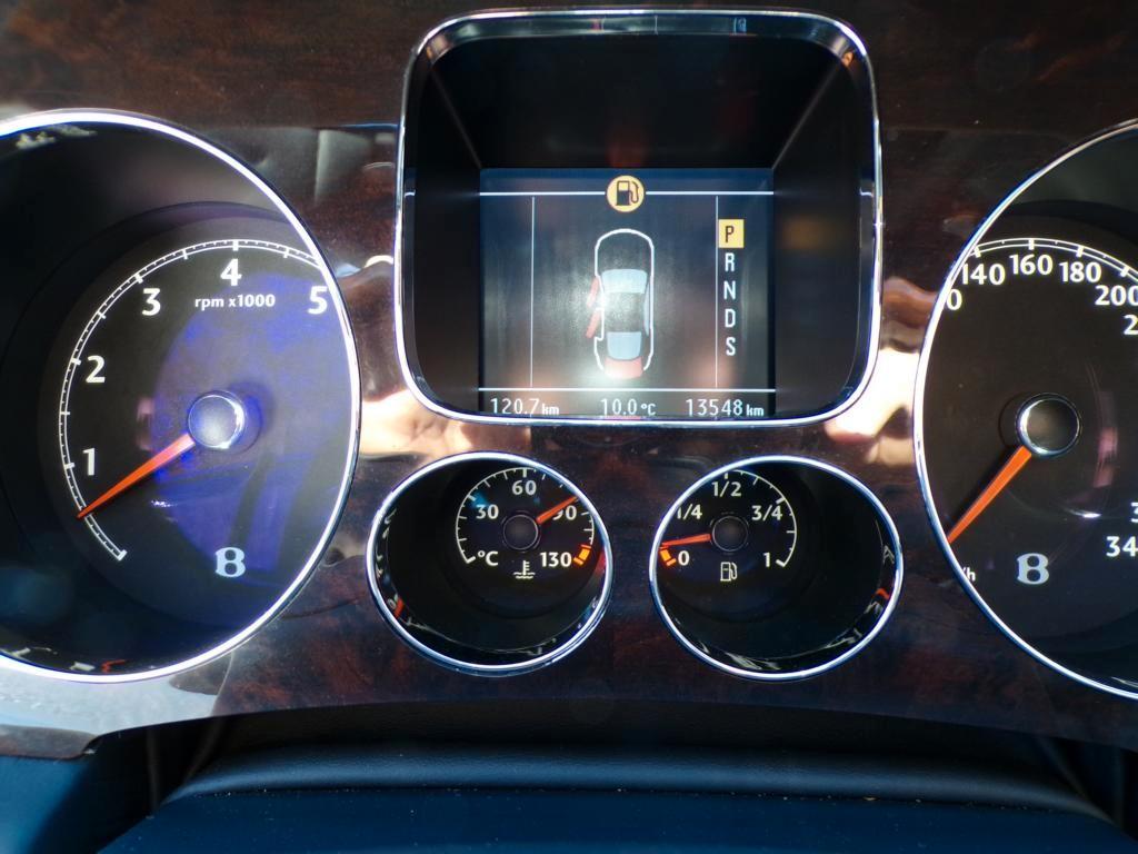 Bentley Continental Flying Spur -