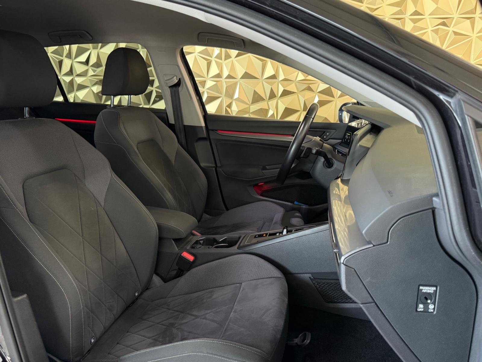 Volkswagen Golf VIII 2.0 TDI Lim. Style AUTOMATIK NAVI LED, миниатюра 4