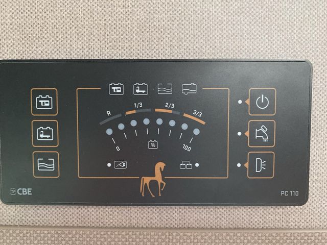 Etrusco A7300 DB Chassis Design Alu Rahmenfenster