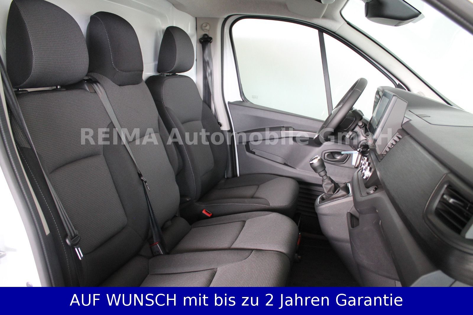 Fahrzeugabbildung Renault Trafic Kasten L2/H1 3,0t, LED, AHK, Kamera,Navi