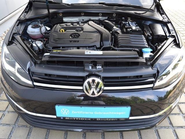 Golf VII 1.5 TSI 150 PS Highline AHK/LED/NAVI/BU