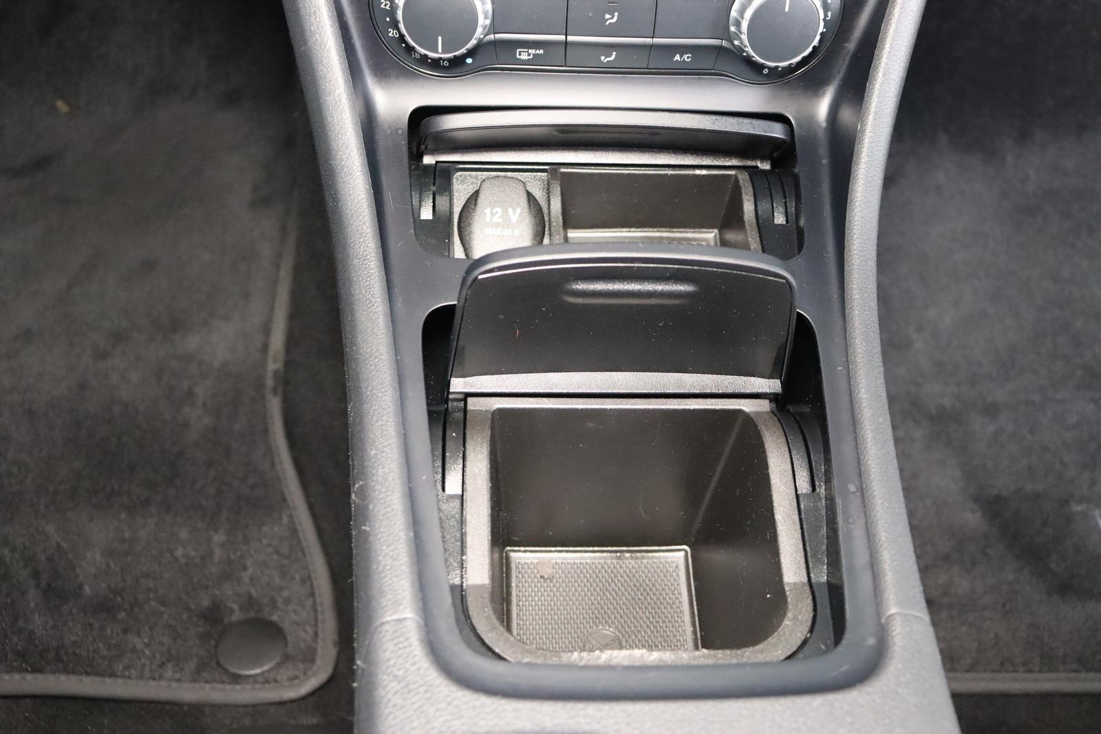 Mercedes-Benz A 180 Sitzhzg. * Xenon * HU/AU + Service neu