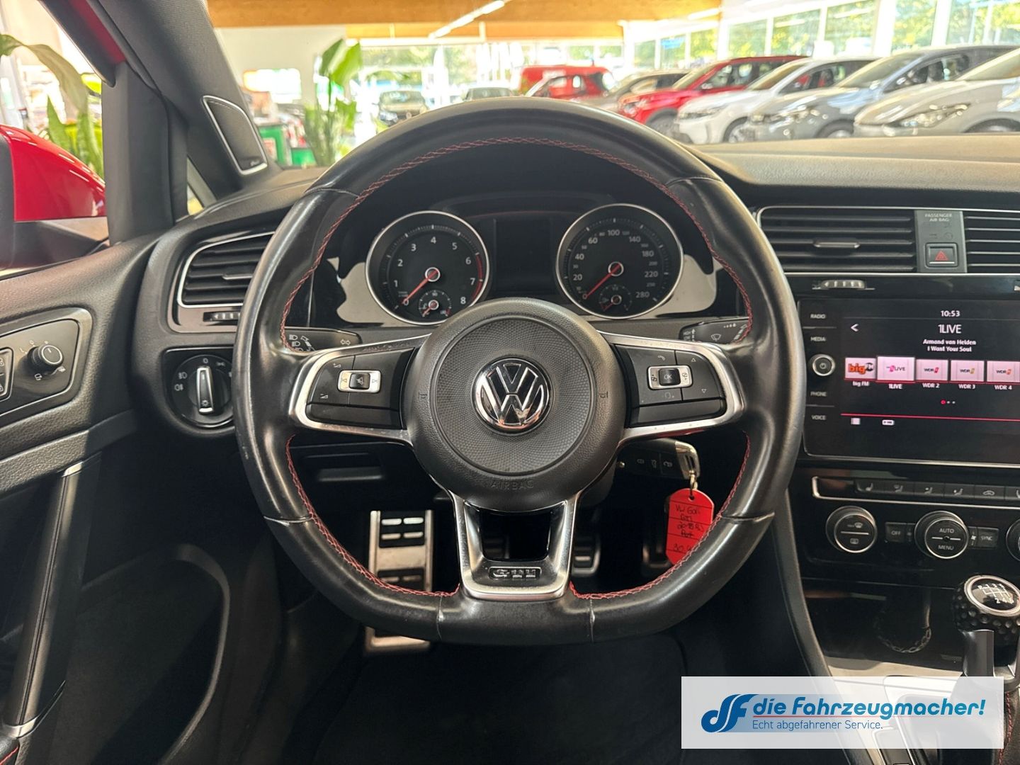 Fahrzeugabbildung Volkswagen Golf VII GTI BMT Start-Stopp Soundsystem Dynaudi