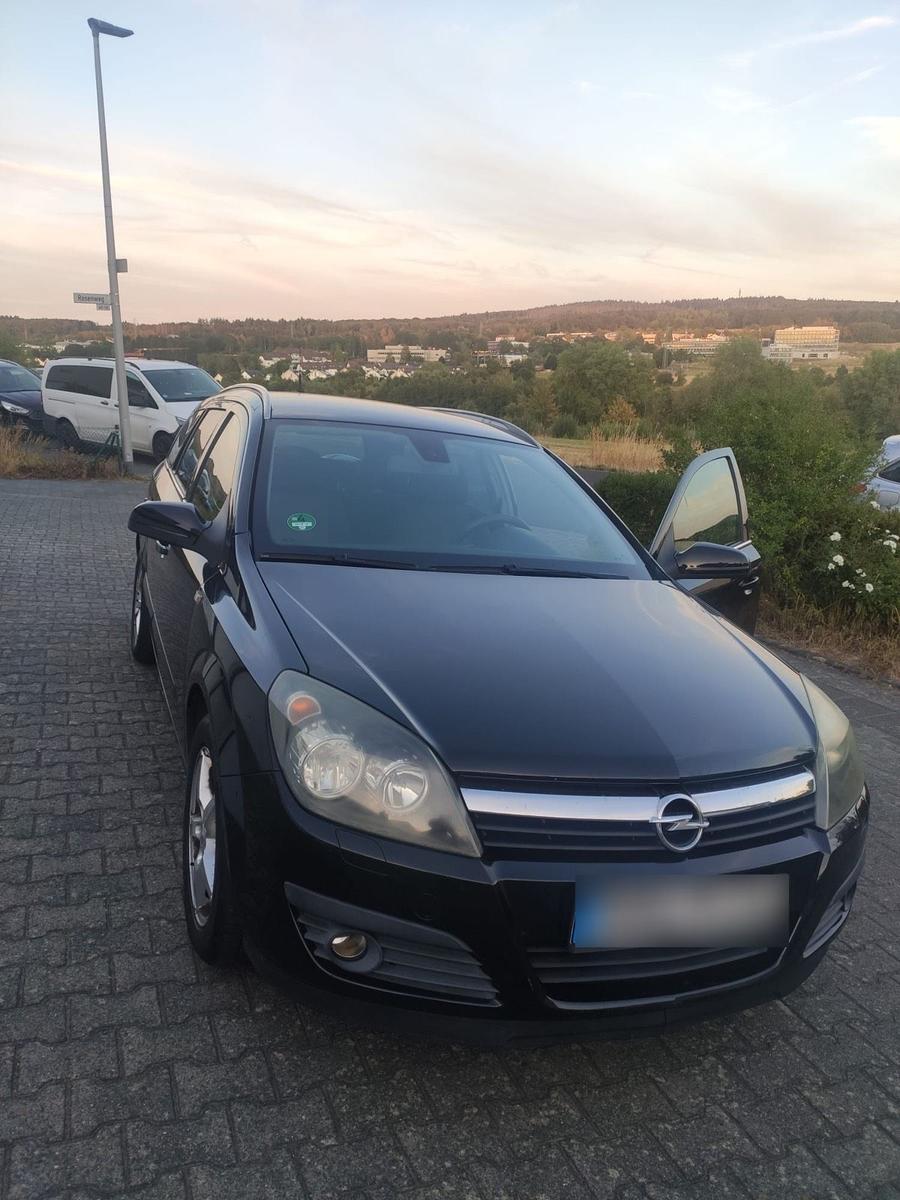 Opel Astra 2006 — engine 128 HP (94kW)