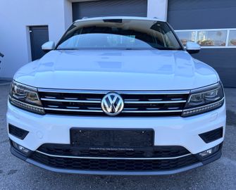 Volkswagen Tiguan - 2