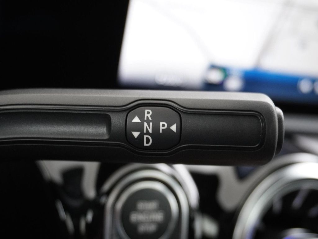 Mercedes-Benz CLA 180 Shooting Brake Star Edition AMG Line | P