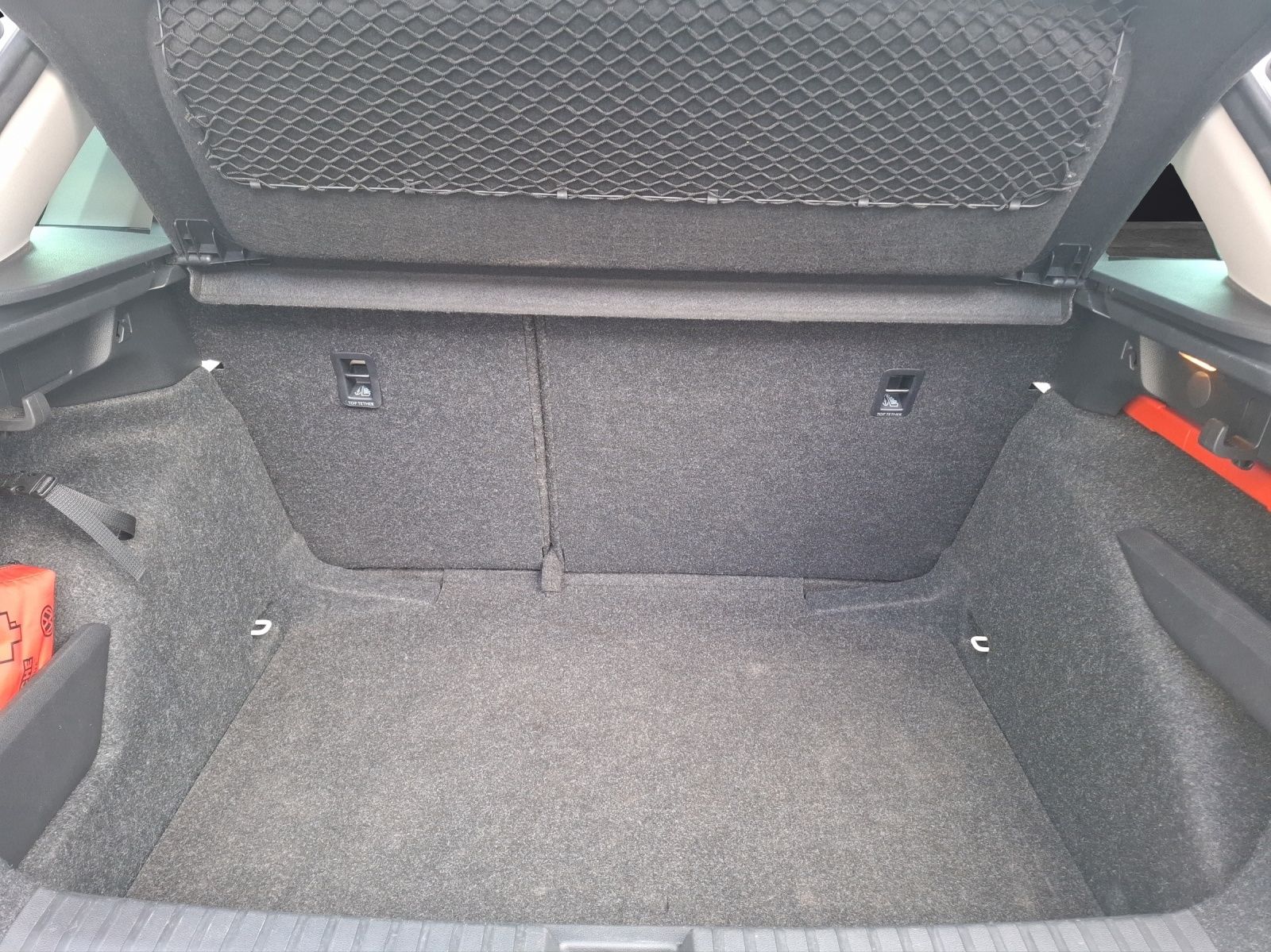 Fahrzeugabbildung SKODA Kamiq TSI Clever LED Navi AID GRA PDC SH LM