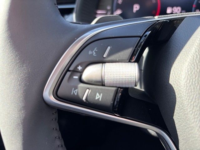 Fahrzeugabbildung SKODA Kamiq 1.0 TSI DSG Selection ACC+AHK+NAVI+SHZ+GRA