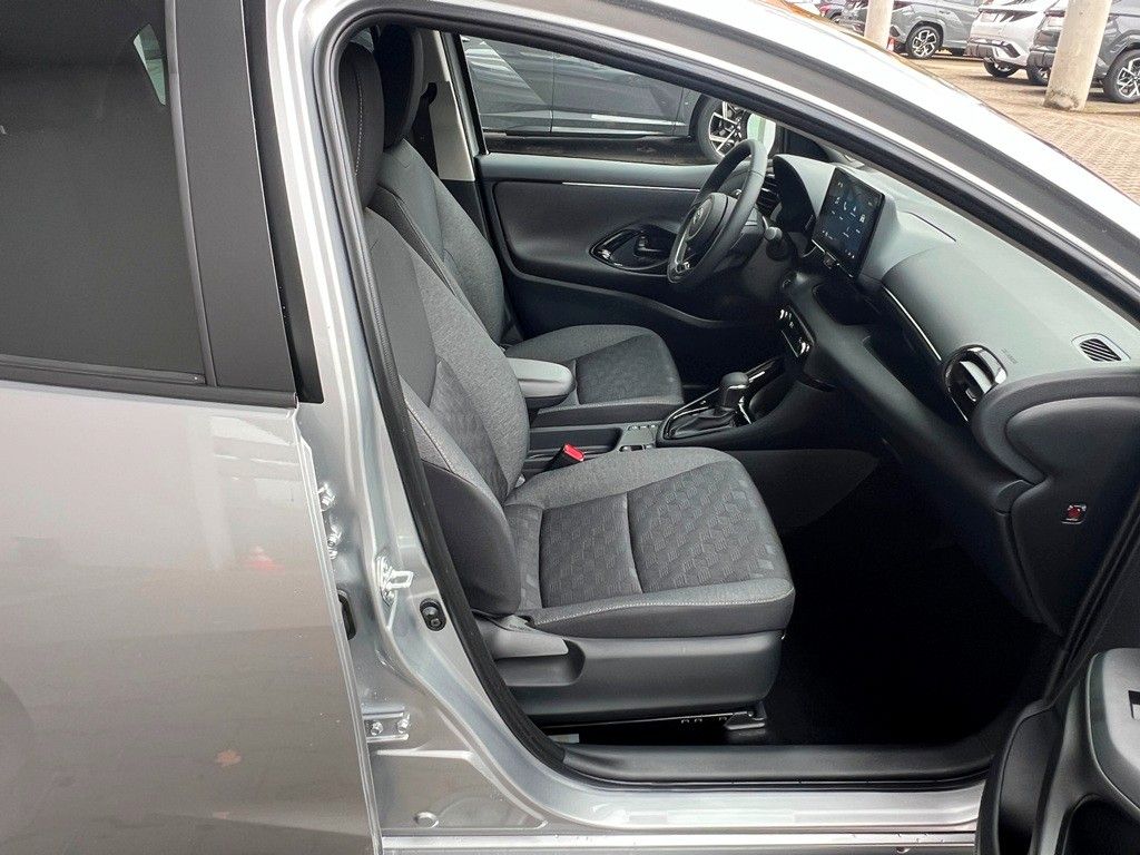 Fahrzeugabbildung Toyota Yaris Hybrid Teamplayer Comfortpaket