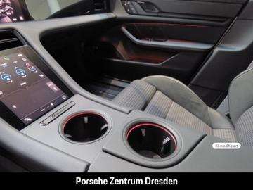 صورة مصغرة 31 لـ 2025 Porsche TAYCAN