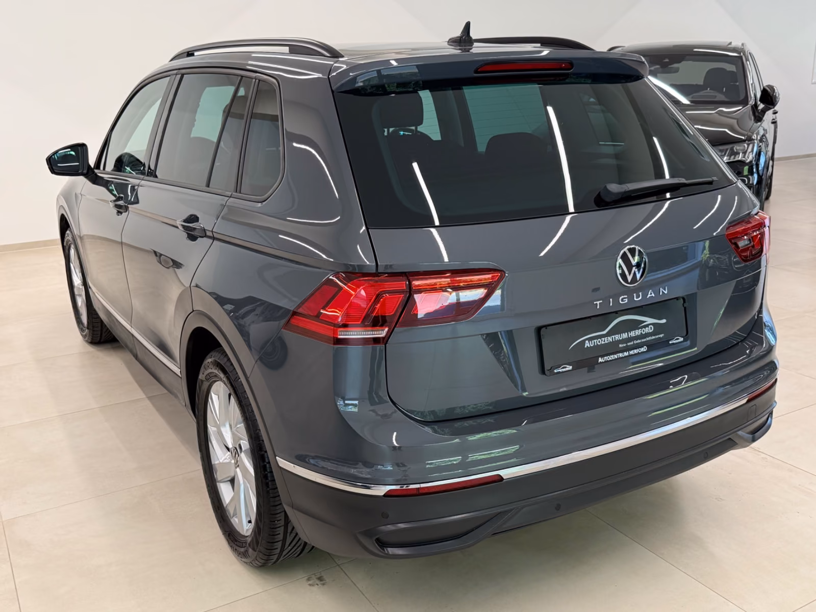 Volkswagen Tiguan 1.5 TSI Life Navi Klima, миниатюра 4