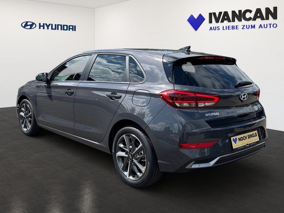 Fahrzeugabbildung Hyundai i30 1.0T 115PS Trend