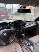 BMW 523i A - - BMW 523 aus 2005