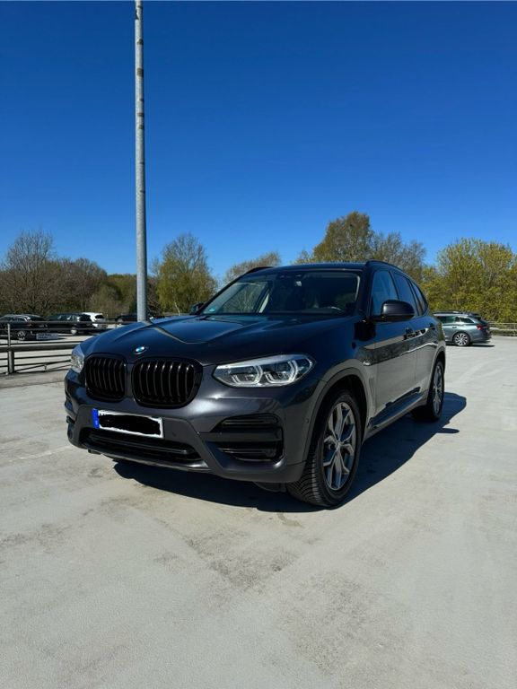 Image of BMW X3