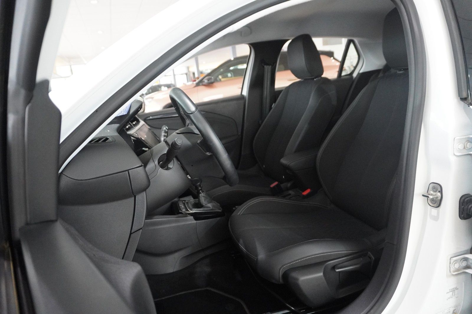 Fahrzeugabbildung Opel Corsa F 1.2 ELEGANCE NAVI/LED/VIRTUAL/SPORT/DAB+