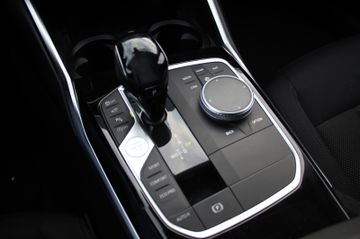 BMW 330d Advantage Virtual Cockpit - LED - Business