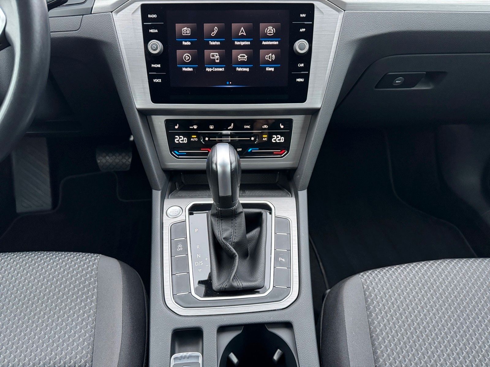 Fahrzeugabbildung Volkswagen Passat Variant Conceptline