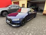 Audi RS4 2.9 TFSI Quattro Komfort Paket RS, Carbon  - blaue Audi RS4