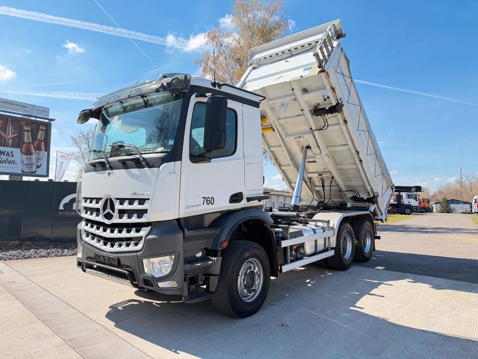 Mercedes-Benz Arocs 3348 6x4 Kipper Bordmatik AHK