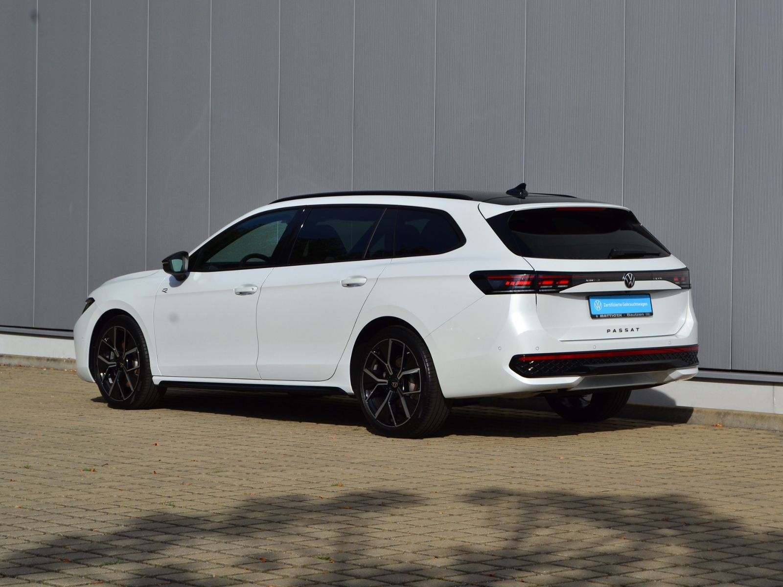Passat Variant 2.0 TDI 193 PS 4M DSG R-Line Sign