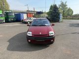 Renault Clio Basis 1.2 HU - Renault Clio aus 2001