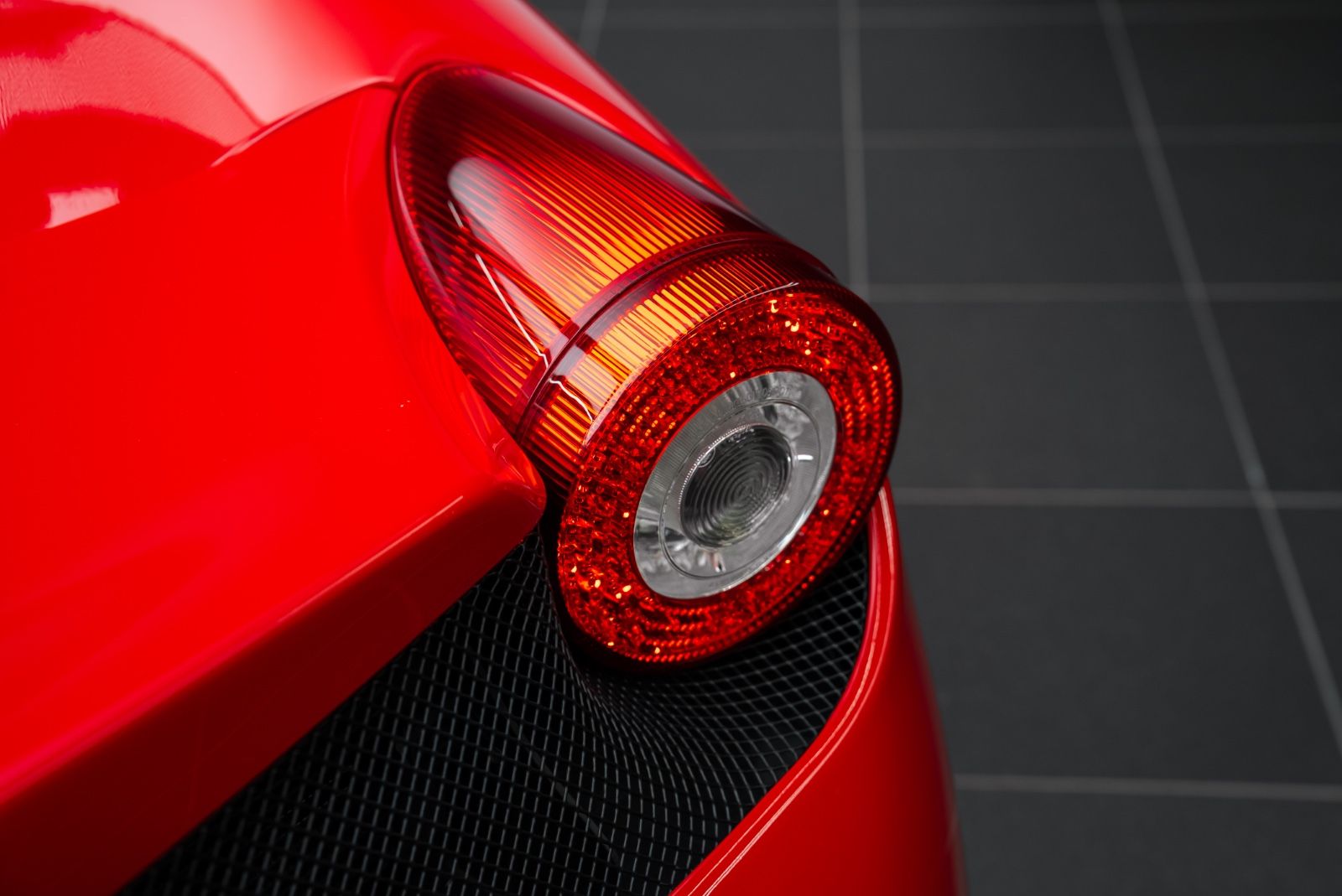 Fahrzeugabbildung Ferrari 458 Speciale LIFT/GARANTIE/SCHECKHEFT/UNFALLFREI