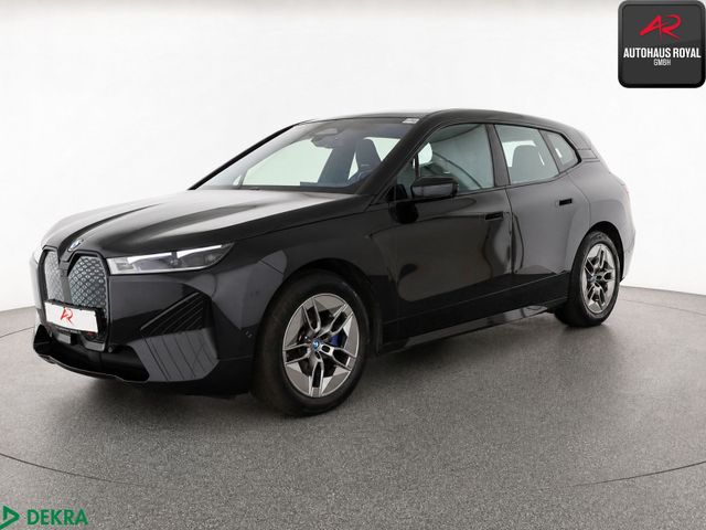 BMW iX xDrive50 SPORT LASER,SKYLOUNGE,LUFT,360GRAD
