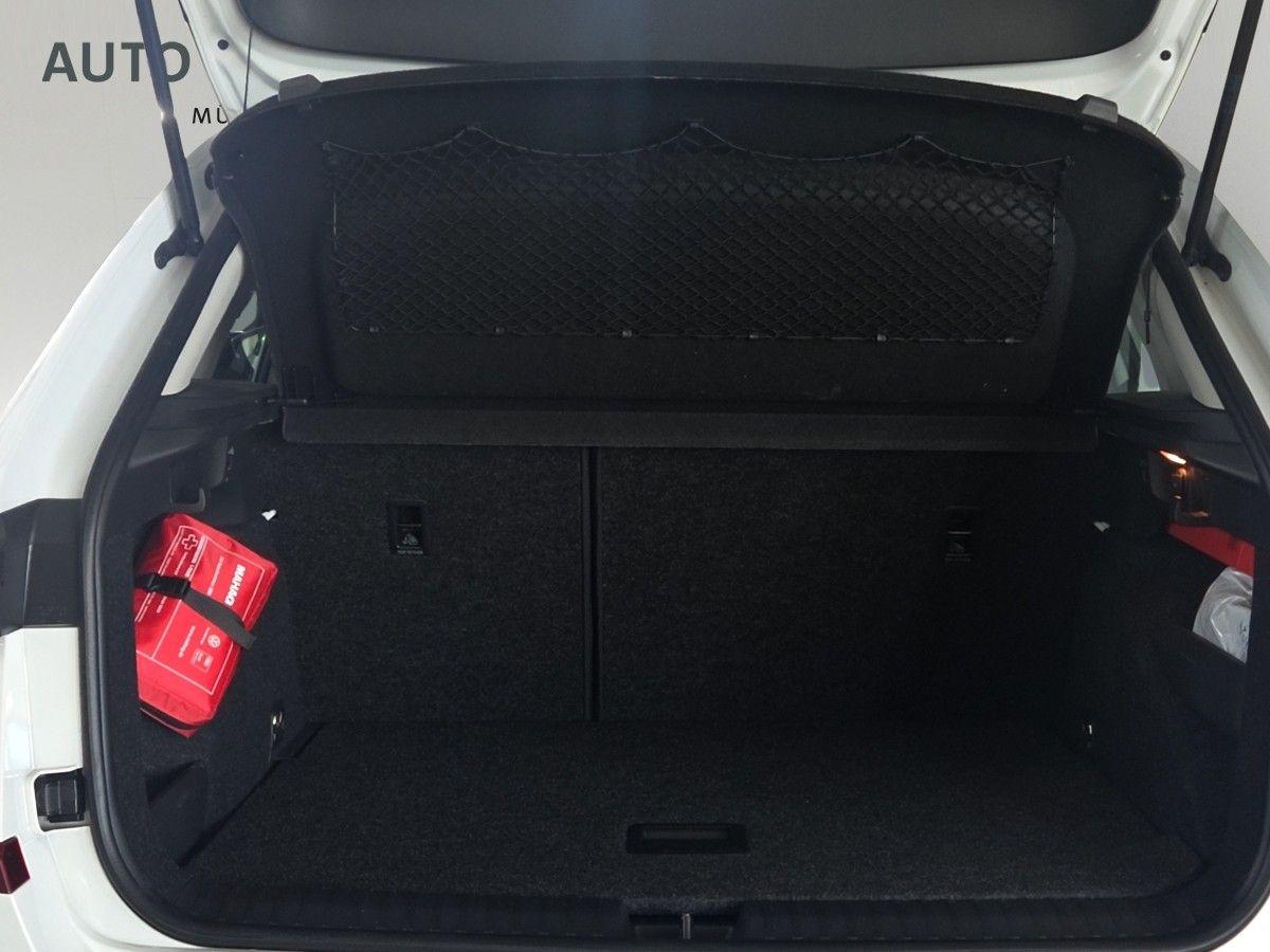 Skoda Kamiq Selection 1.0 TSI DSG ACC|LED|SHZ