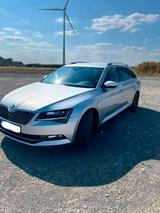 Skoda Superb 2.0 TDI SCR 140kW DSG 4x4 L&K Combi L&K