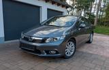 Honda Civic 1.Hand Parksens. Berganfahrass. 8-fach - gebrauchte Honda Civic aus dem Jahr 2012
