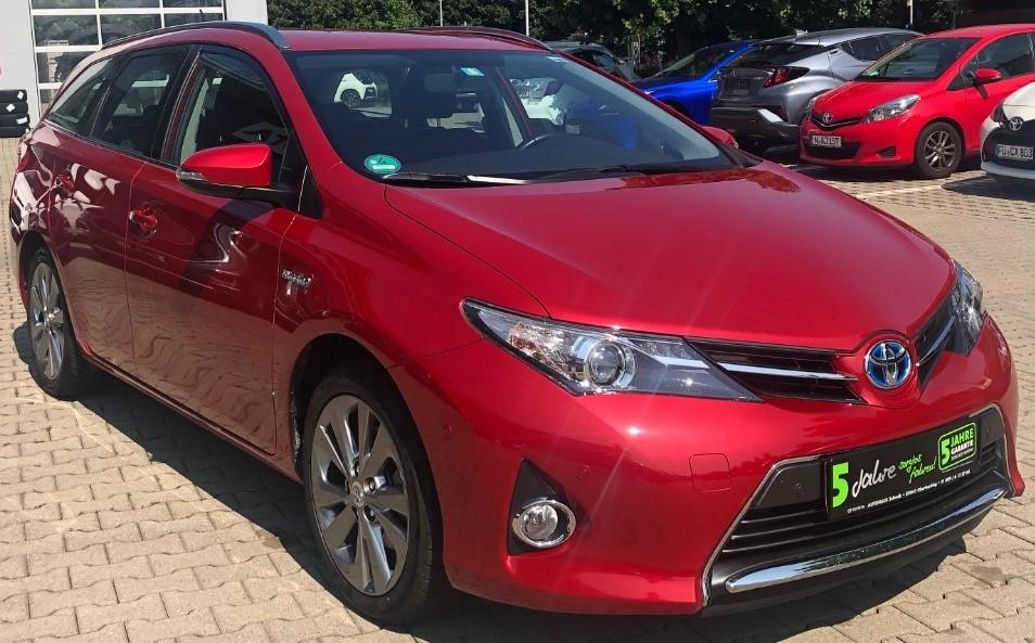 Toyota Auris Touring Sports