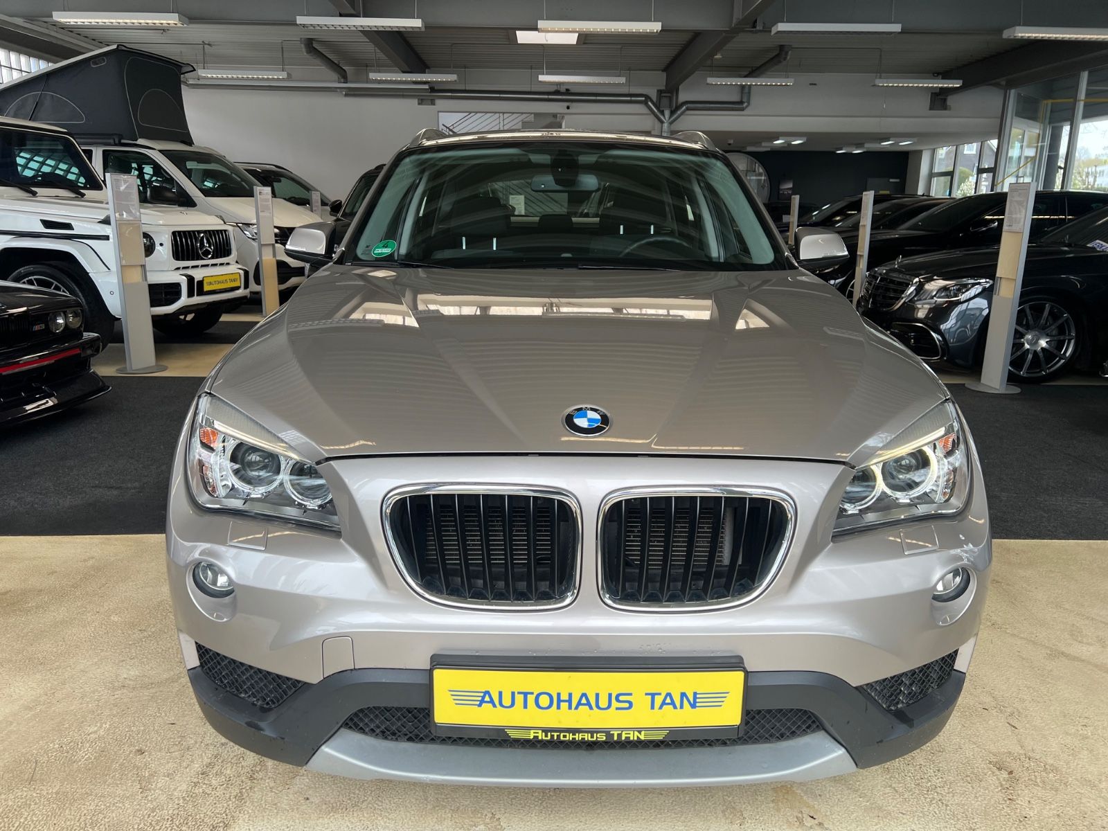 Fahrzeugabbildung BMW X1 18 d xDrive *LED/XENON*NAVI*MEMORY*