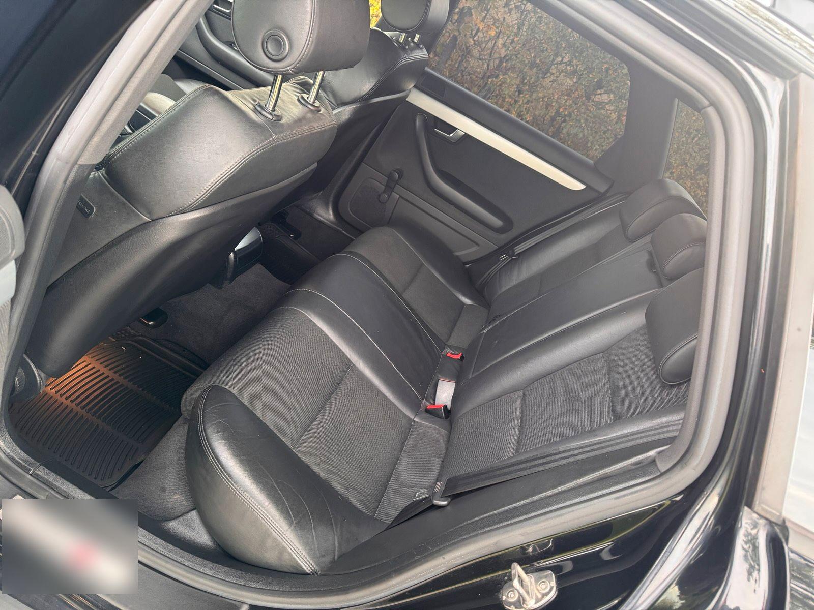 Audi Quattro 2008 — photo 12