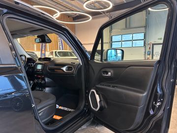 MYAUTOCENTER – Gebraucht- und Jahreswagen mit Werkstattservice in Pfaffenhofen Jeep Renegade Limited 4WD *2. Hand*Klima*Kamera*Navi*