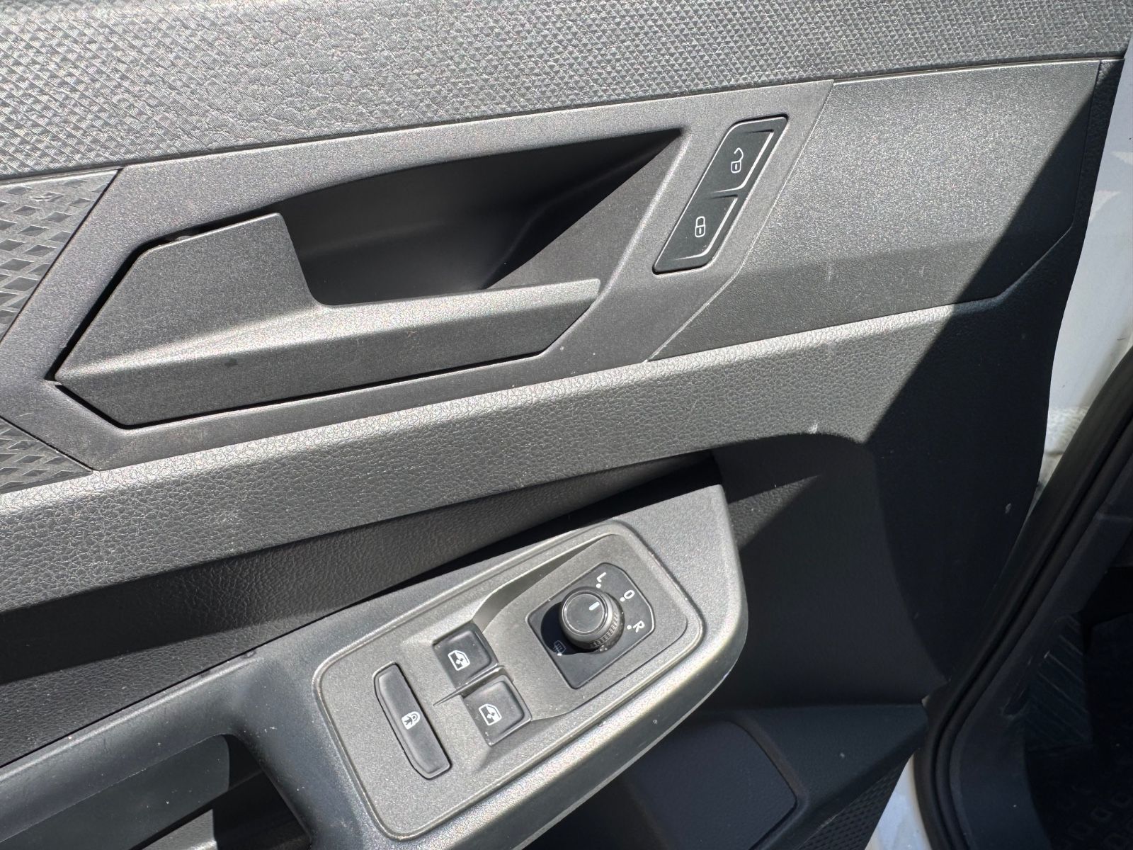 Fahrzeugabbildung Volkswagen Caddy  /AUTO-HOLD/ACC/TEMPOMAT/