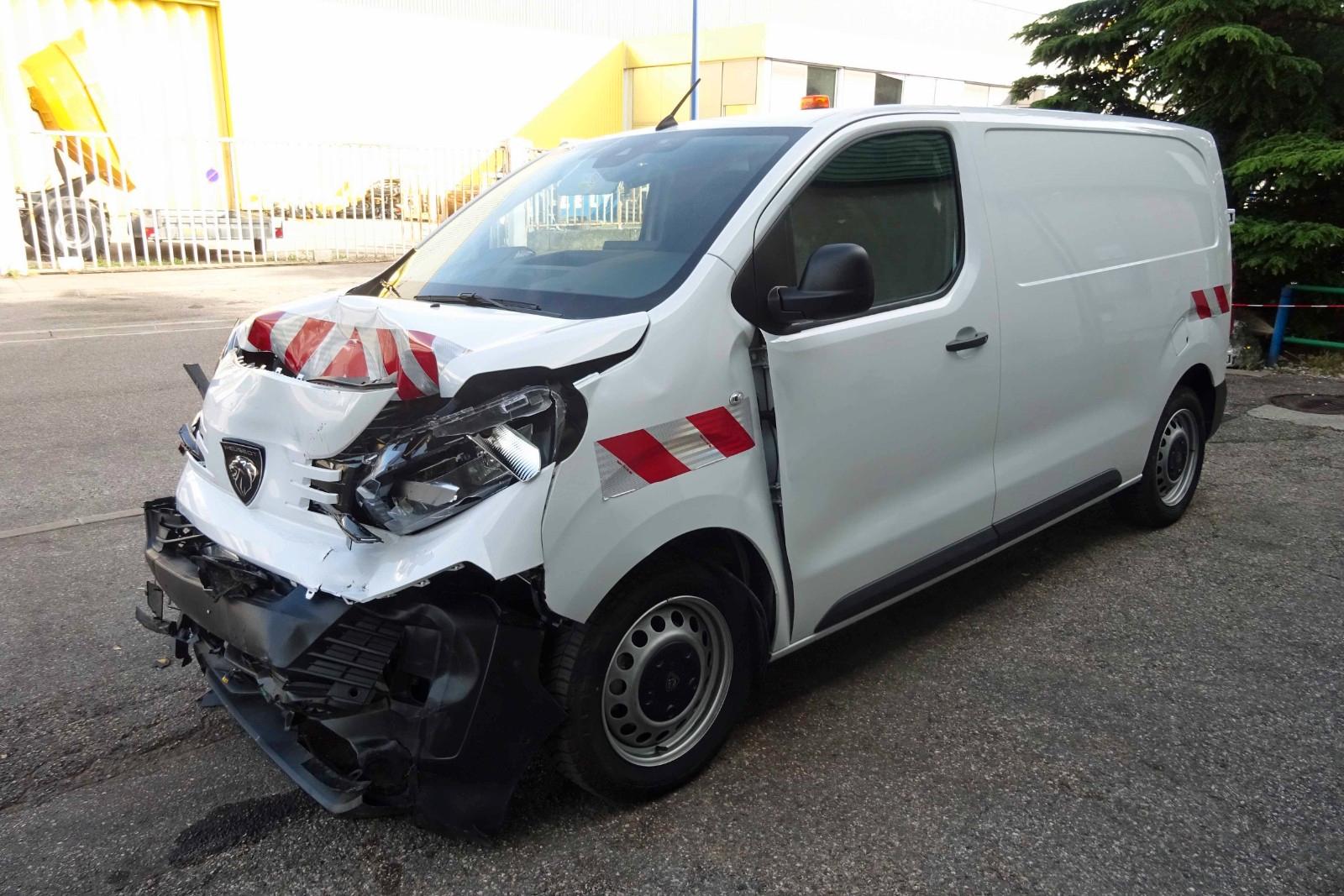 Peugeot EXPERT 1,5 HDI 120
