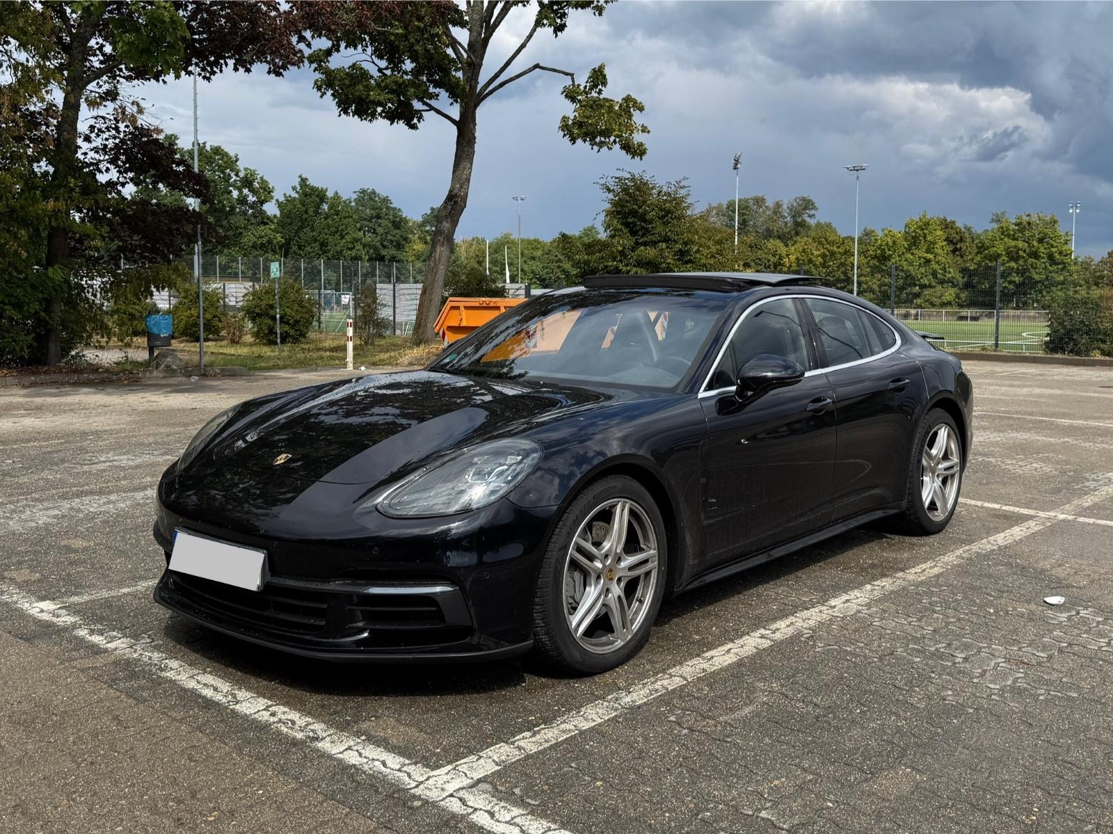 Porsche Panamera 4S Diesel 422PS V8 SAUBER LED PANORAMA