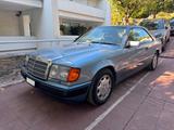 Mercedes-Benz CE 300 24V AUTOMATIC SUNROOF - blaue Mercedes-Benz CE 300