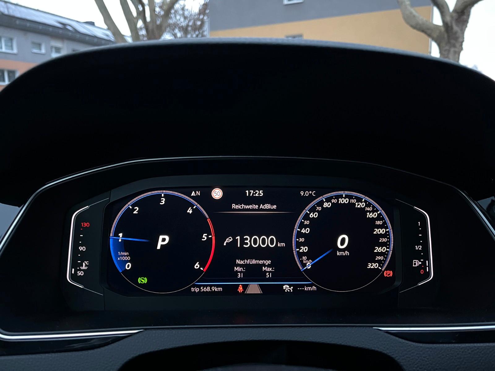 Volkswagen Passat Variant Business *SHZ*VRT*NAVI*TÜV NEU