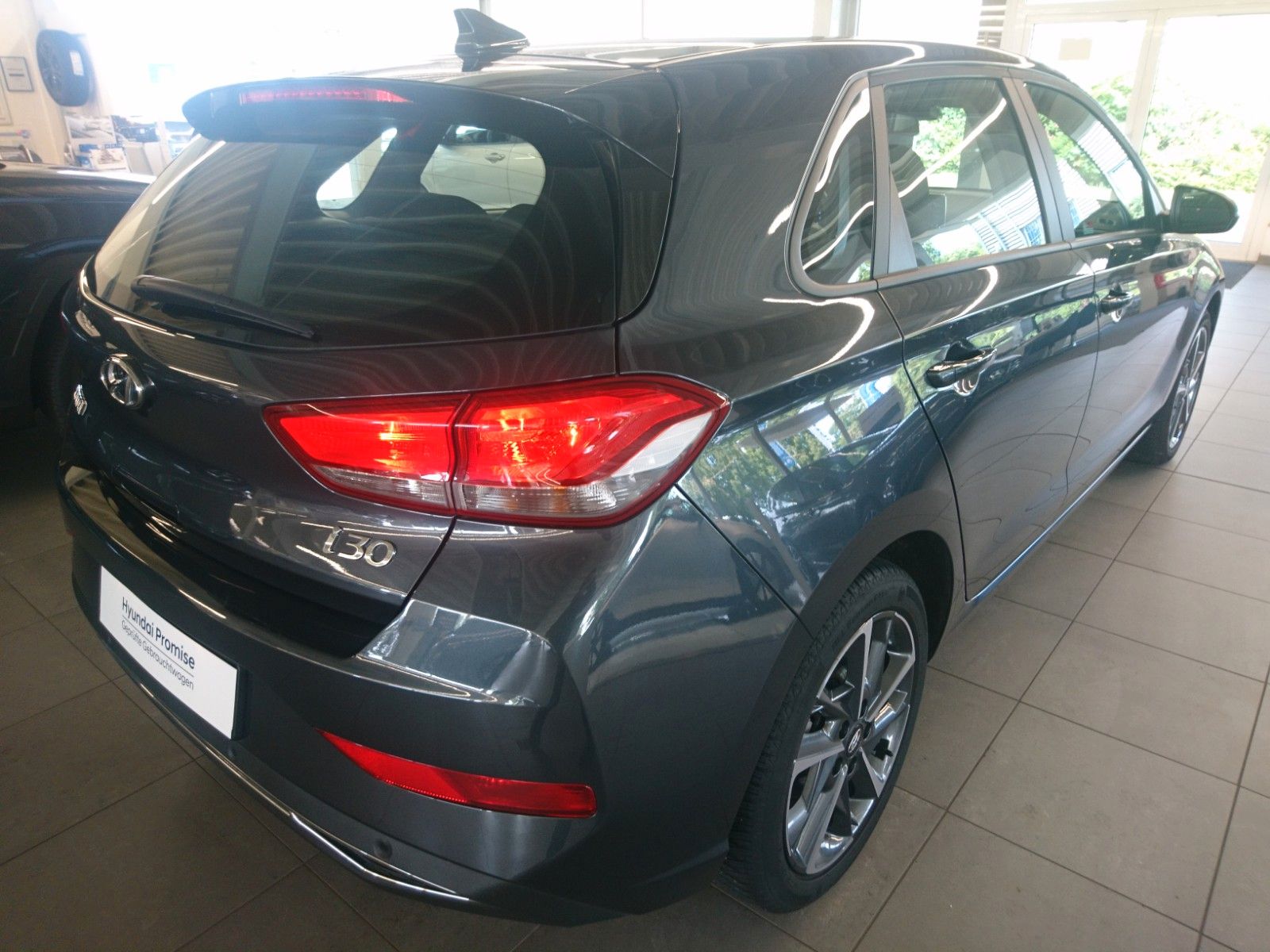 Fahrzeugabbildung Hyundai i30  1.0  T-GDI (48V) Mild -Hybrid Trend Klima