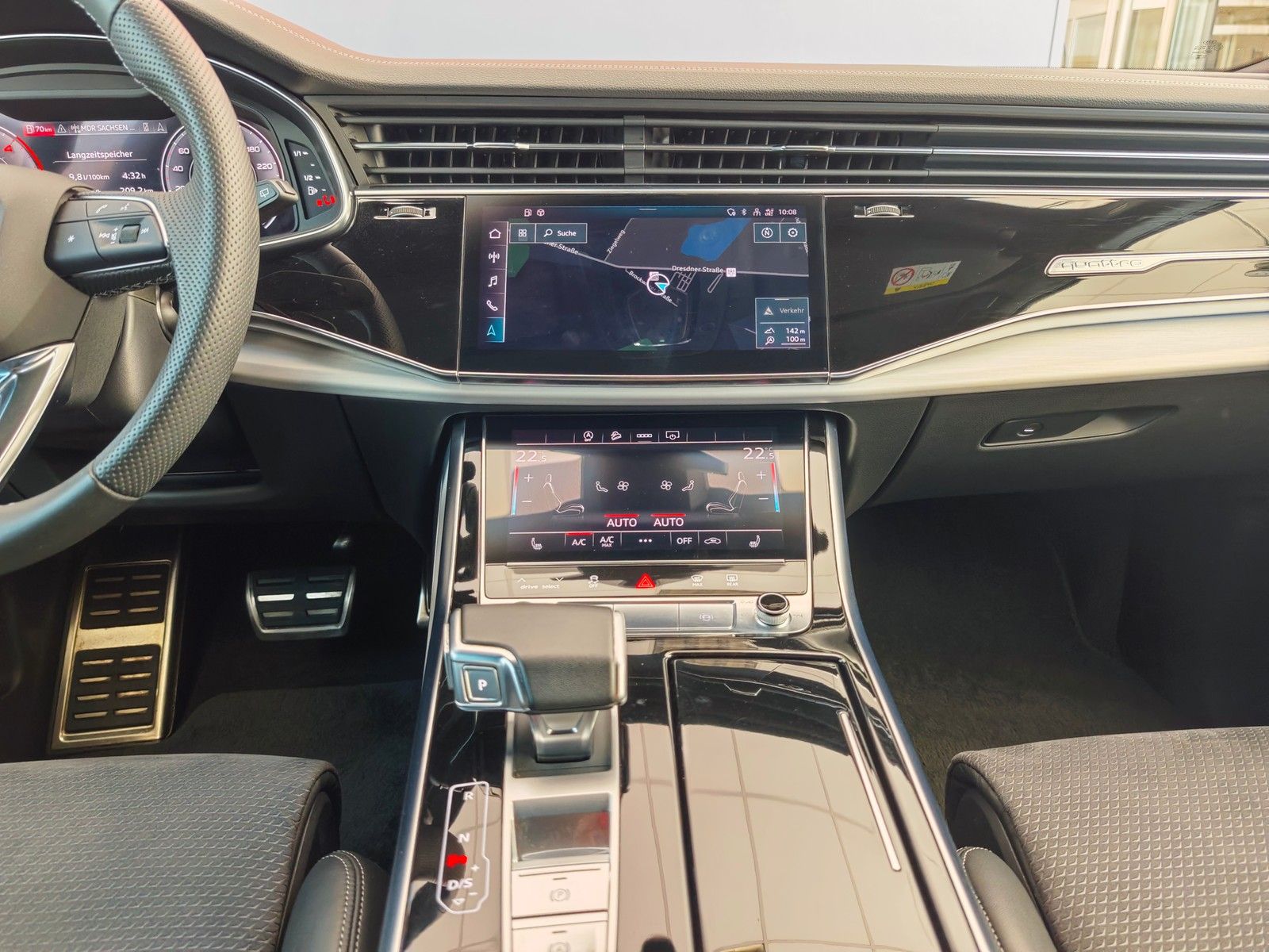 Fahrzeugabbildung Audi Q7 45 TDI quattro S line MATRIX AHK LR ACC NAVI