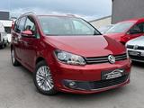 Volkswagen Touran Cup*TEMPOMAT*KLIMA*SHZ*AHK*1HAND*7SITZER - VW Touran in Wuppertal