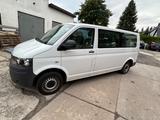Volkswagen T5 Kombi, 9 Sitze  - Volkswagen T4 Kombi: 9 Sitzer