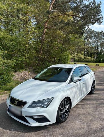 SEAT Seat Leon ST 2.0 TDI 135kW Start&amp;Stop FR...