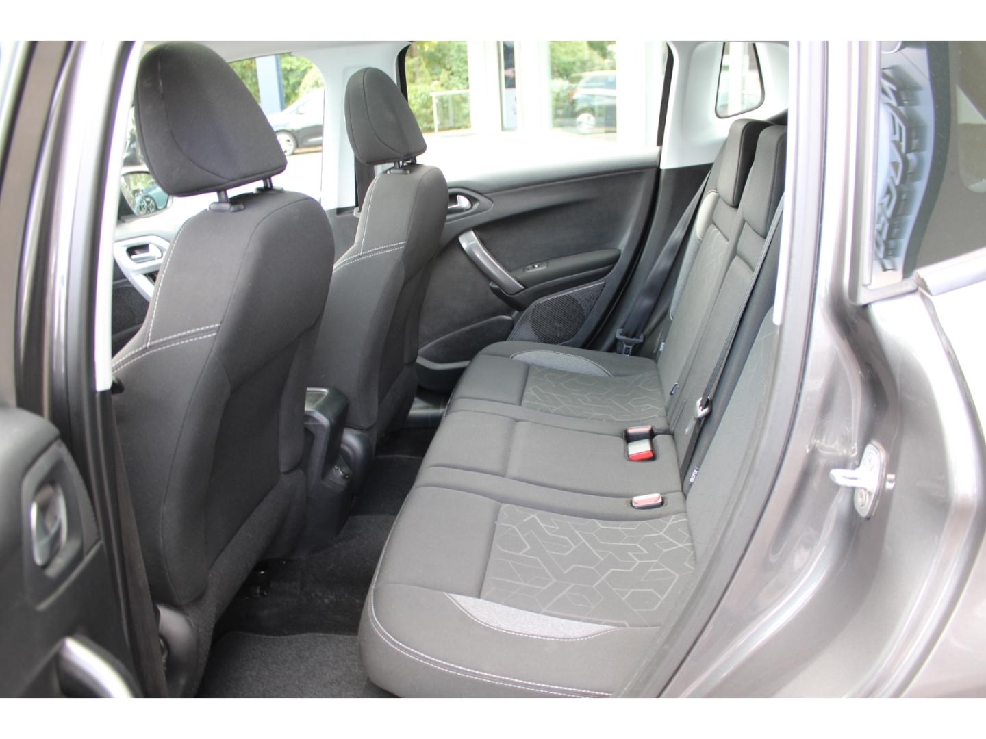 Peugeot 2008 Active BlueHDI 100 *1.Hand + scheckheftgepf