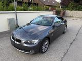 BMW 325i -