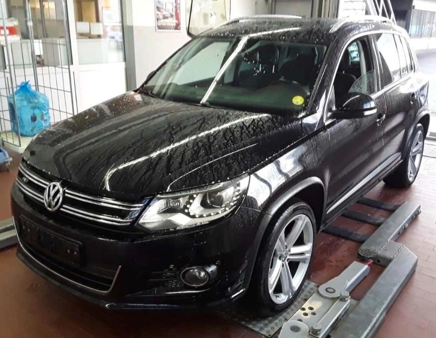 Volkswagen Tiguan Sport & Style BMT 4Motion R-Line Standhei