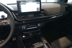 AUDI SQ5 Sportback TDI | HuD | Pano | Matrix | AHK AUDI SQ5 Sportback TDI | HuD | Pano | Matrix | AHK