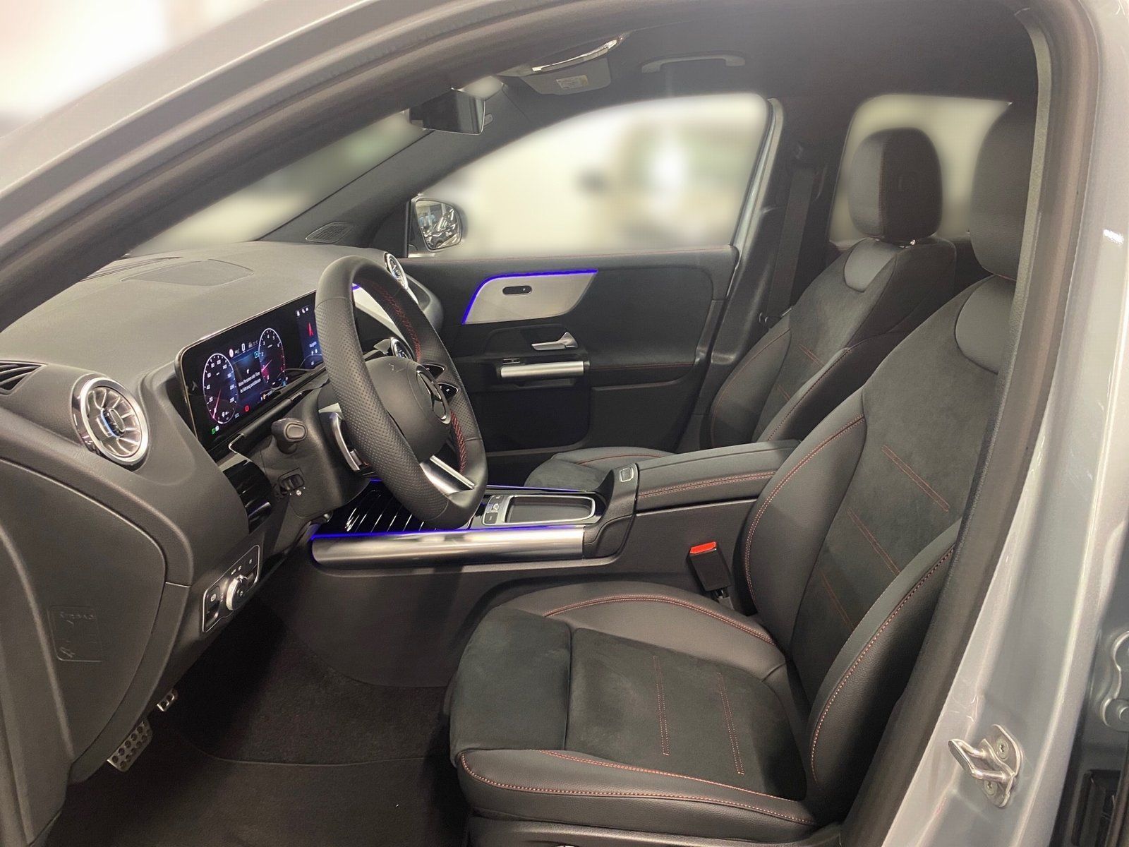 Fahrzeugabbildung Mercedes-Benz GLA 180 AMG*Distronic*360*EasyPack*Totwinkel*LED