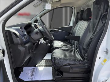 Opel Vivaro - 12